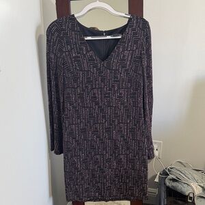 Jessica Howard Black and Gold Long Sleeve Dress